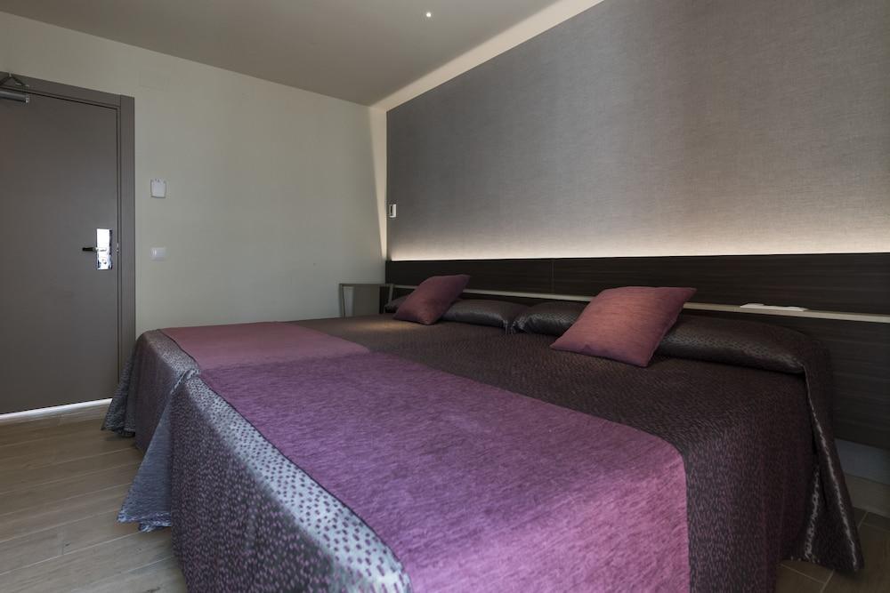 Hotel Papi Малграт де Мар Екстериор снимка