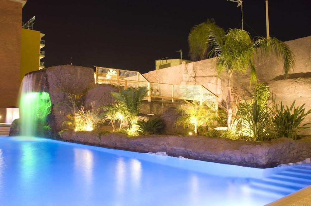 Hotel Papi Малграт де Мар Екстериор снимка